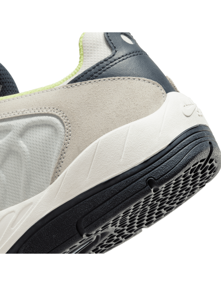 Nike SB Vertebrae, Summit White/Persian Violet