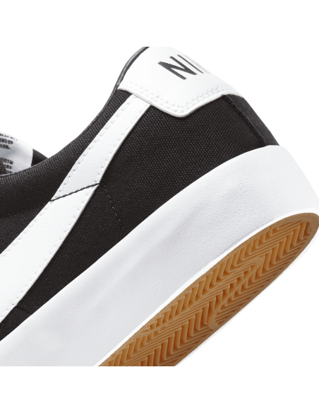 Nike SB Zoom Blazer Low Pro GT, Black