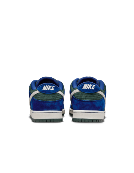 Nike SB Dunk Low Pro, Deep Royal Blue/Sail-Vintage Green
