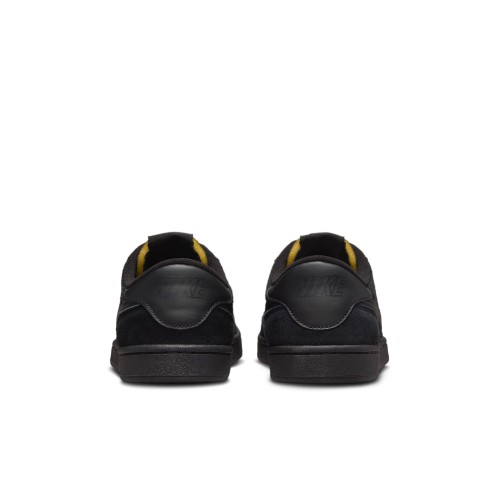 Nike SB FC Classic, Black/Black-Black-Vivid Orange