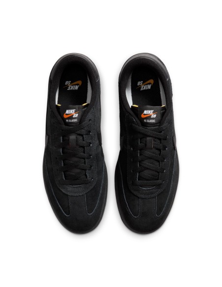 Nike SB FC Classic, Black/Black-Black-Vivid Orange