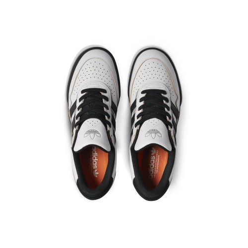 adidas Tyshawn II, Crywht/Cblack/Chsogr