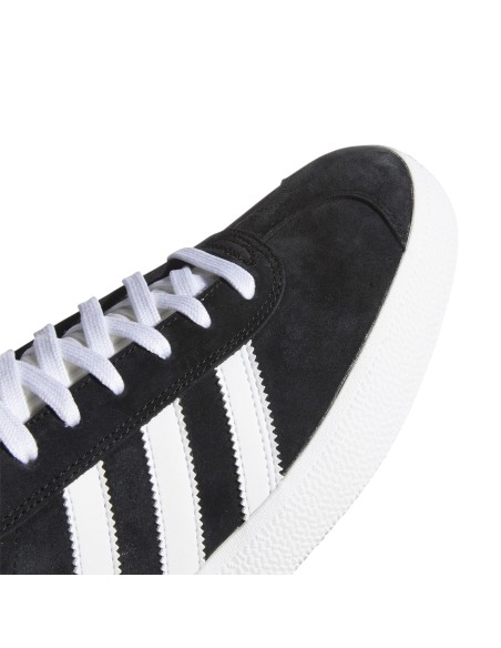 adidas Gazelle ADV, Core Black/Cloud White/Gold Metallic