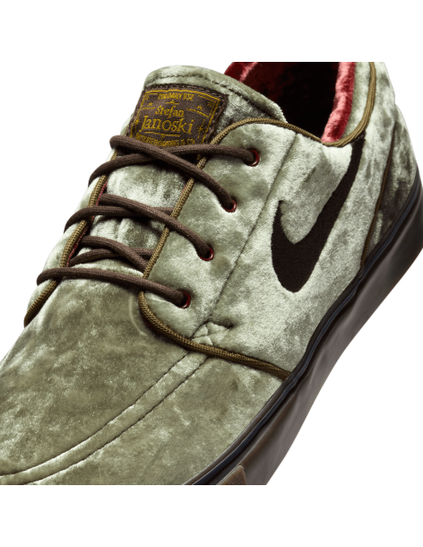 Nike SB Zoom Janoski OG+... 2