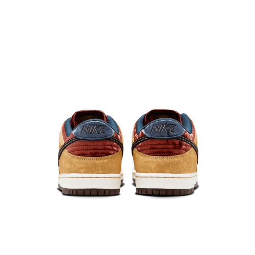 Nike SB Dunk Low Pro 'City Of Cinema',...
