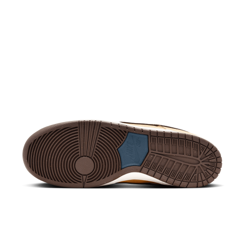 Nike SB Dunk Low Pro 'City Of Cinema',...