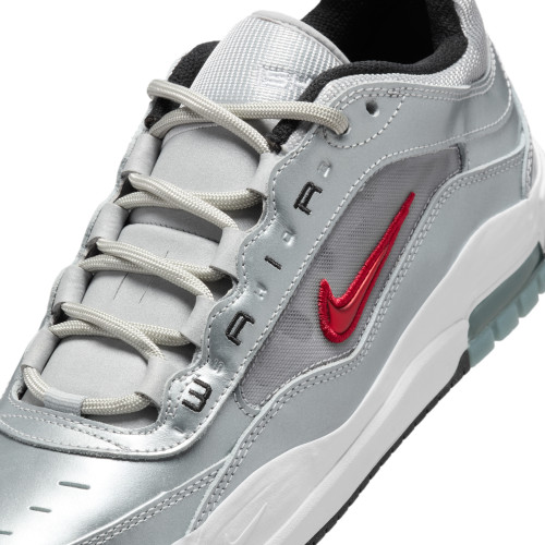 Nike Air Max Ishod Premium "Silver Bullet",...
