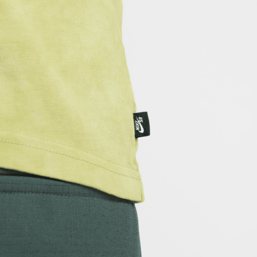 Nike SB Tee Yuto, Olive/Aura