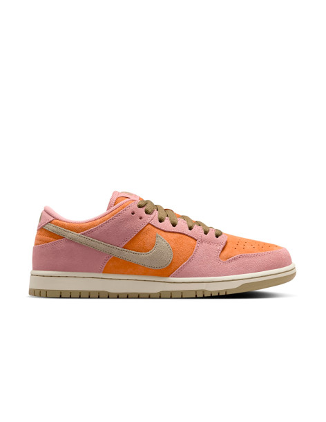 Nike SB Dunk Low Pro, Red...