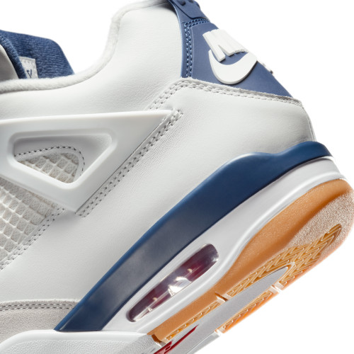 Nike SB x Air Jordan 4 Retro, Summit White/White-Navy
