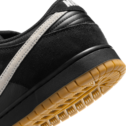 Nike SB Dunk Low Pro, Black/White-Black-Gum...
