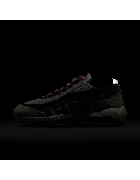 Nike SB Air Max 95, Summit White/Cactus Flower