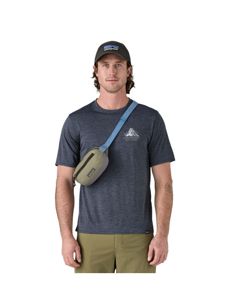 Patagonia Terravia Mini Hip... 2