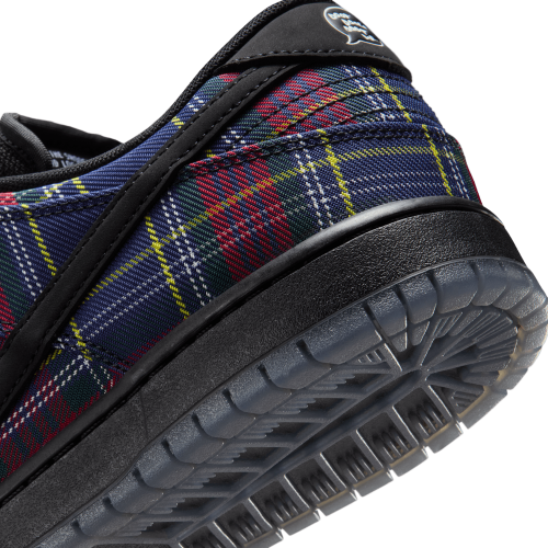 Nike SB Dunk Low Pro QS x Nardwuar, University...