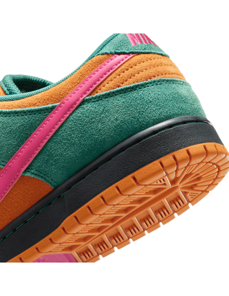 Nike SB Dunk Low Pro, Green Noise/Watermelon-Light Curry