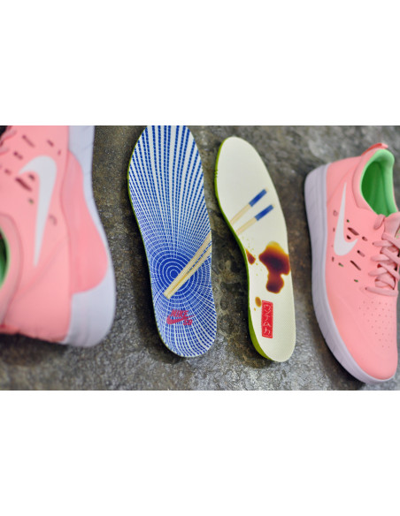 Nike SB Nyjah Free, Bleached Coral/White-Aphid Green