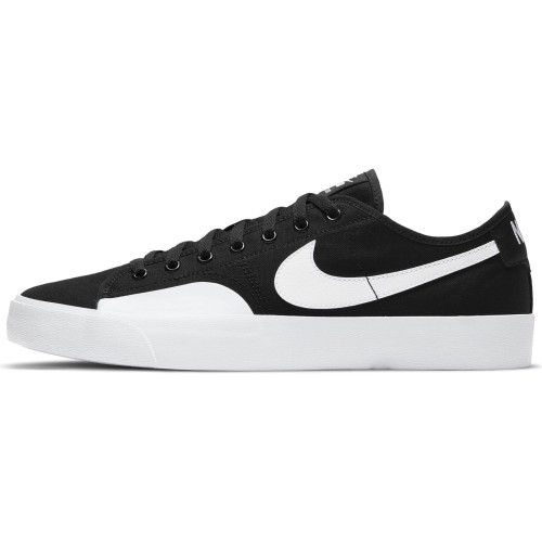 Nike SB BLZR Court, Negro/Negro/Gum Light...
