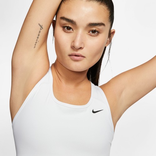 Nike Swoosh Women's Medium-Support Non-Padded...