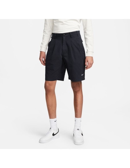Nike SB Men's Pleated Chino Shorts, Black