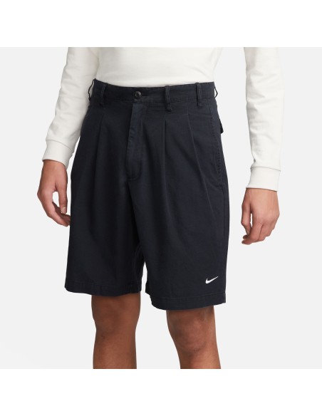 Nike SB Men's Pleated Chino Shorts, Black