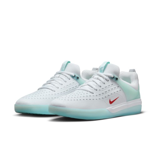 Nike SB Zoom Nyjah 3, Skylight/University...
