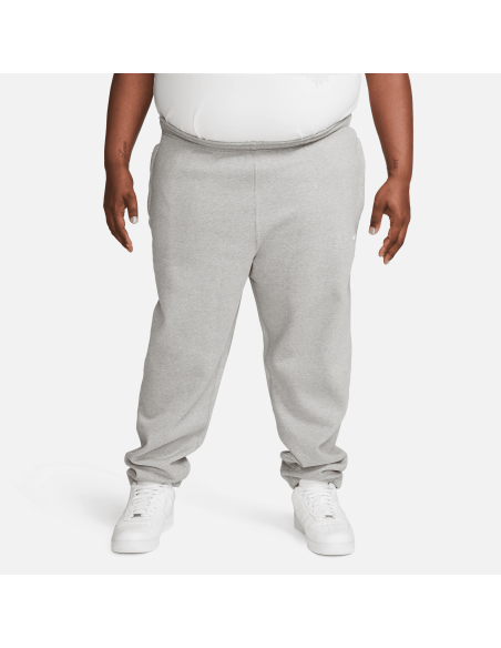 Nike Solo Swoosh Fleece Pants, Dark Grey Heather/White